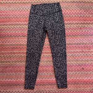 FLEO OLIVE GREEN CHEETAH PRINT LEGGINGS